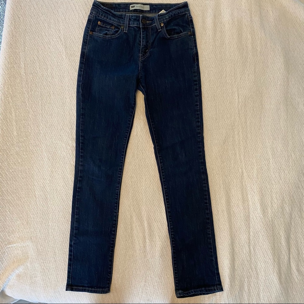 Levi’s Mid Rise Skinny - Picture 2 of 5